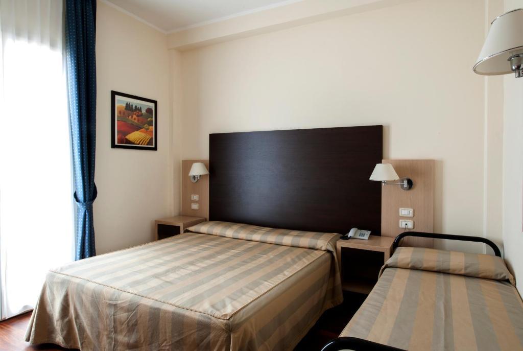 Hotel Royal Pesaro Værelse billede